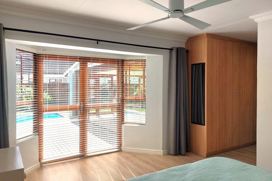 2 Bedroom Property for Sale in The Island Western Cape